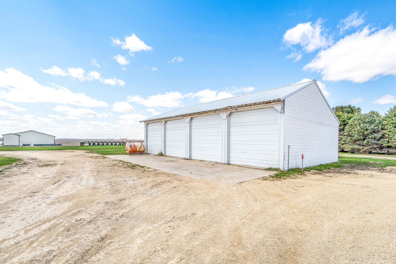 1139 Base Line Road Kirkland, IL 60146 - Photo 10 of 30