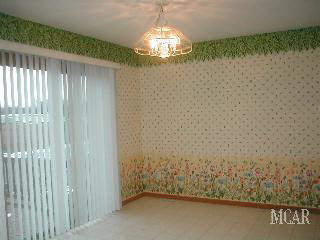 881 Hunting Creek Road Temperance, MI 48182 - Photo 5 of 15 932652-4.JPG