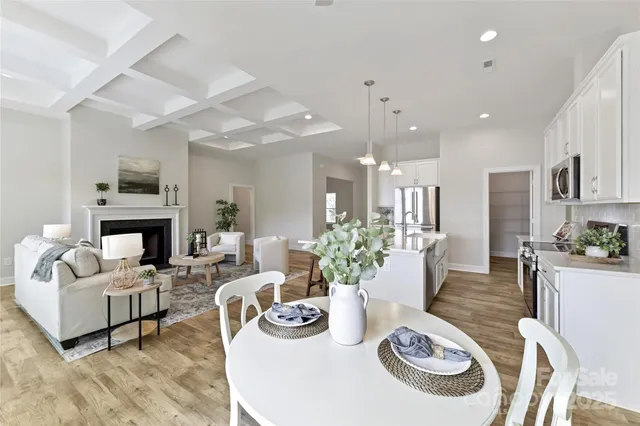 $925,000 | 4980 Kiser Island Road, Terrell, NC 28682