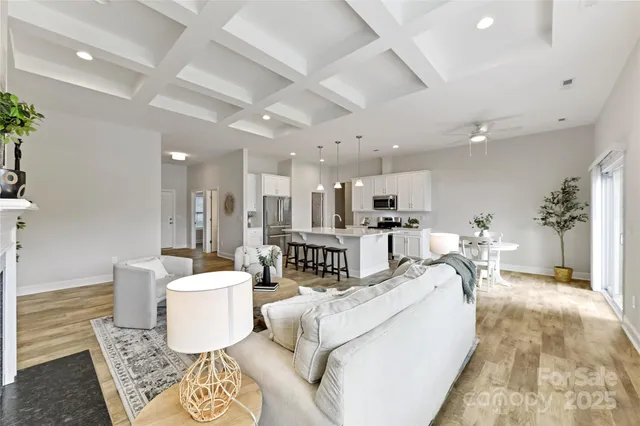 $925,000 | 4980 Kiser Island Road, Terrell, NC 28682