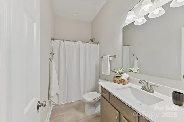 $925,000 | 4980 Kiser Island Road, Terrell, NC 28682