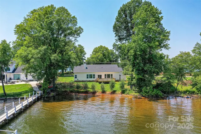 $925,000 | 4980 Kiser Island Road, Terrell, NC 28682
