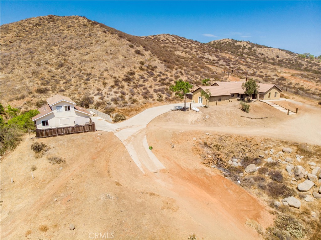 22125 Post Road Perris, CA 92570 - Photo 8 of 29 Gallery Image 8