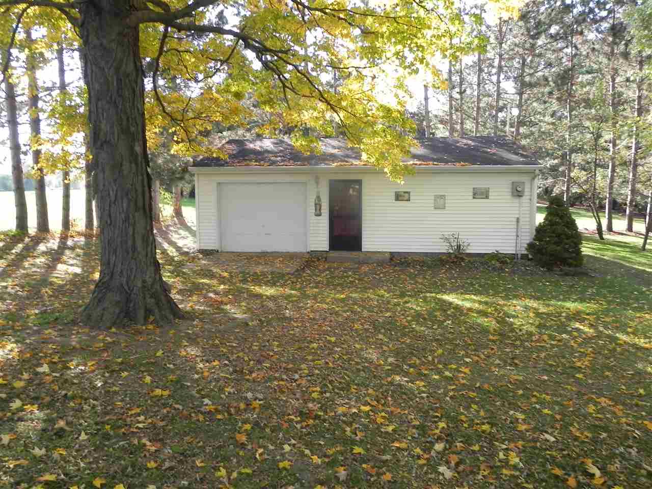 941 West Gump Road Fort Wayne, IN 46845 - Photo 3 of 20 Gallery Image 3