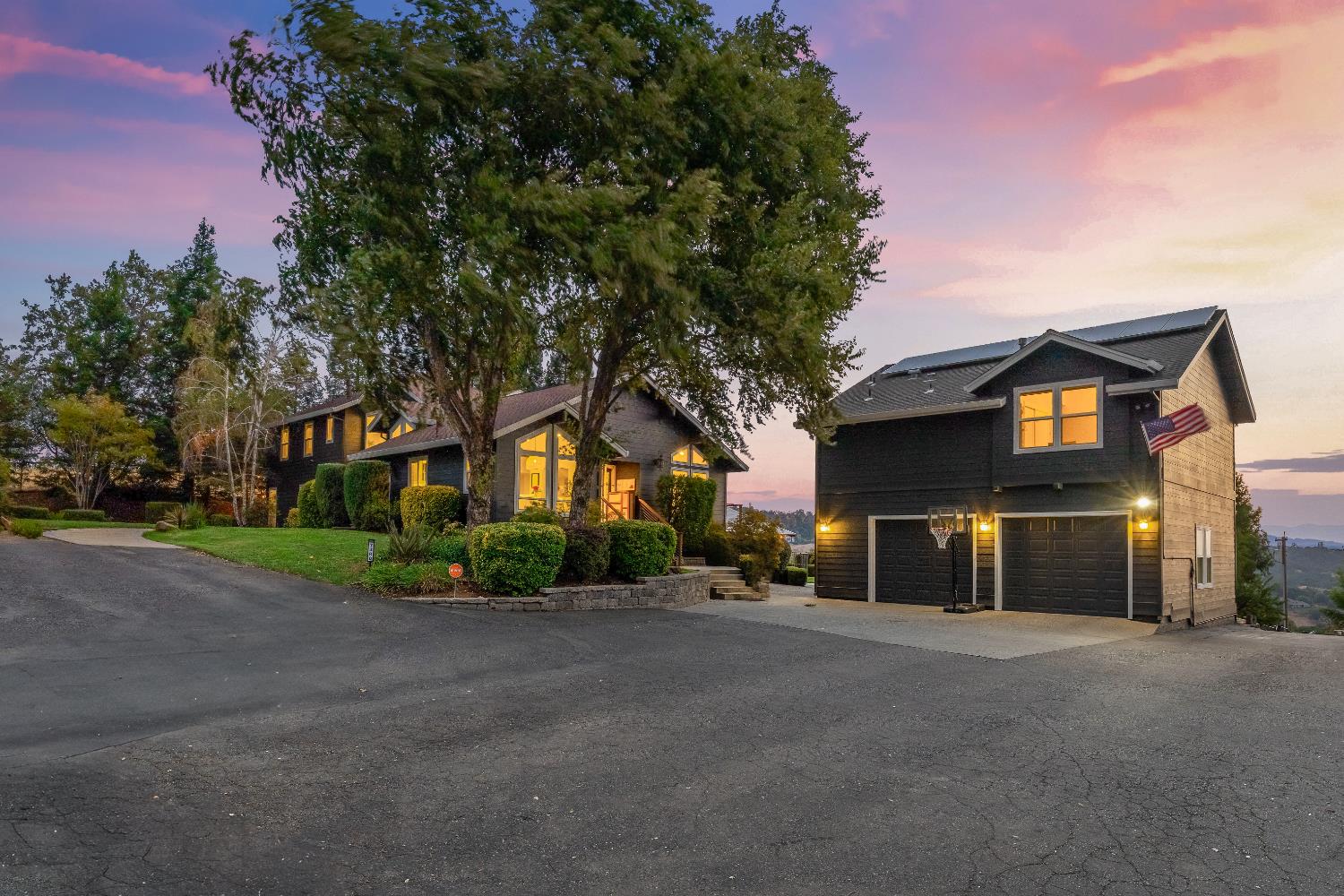 7380 Ridge Road Newcastle, CA 95658 - Photo 4 of 89 a view of a house with a street