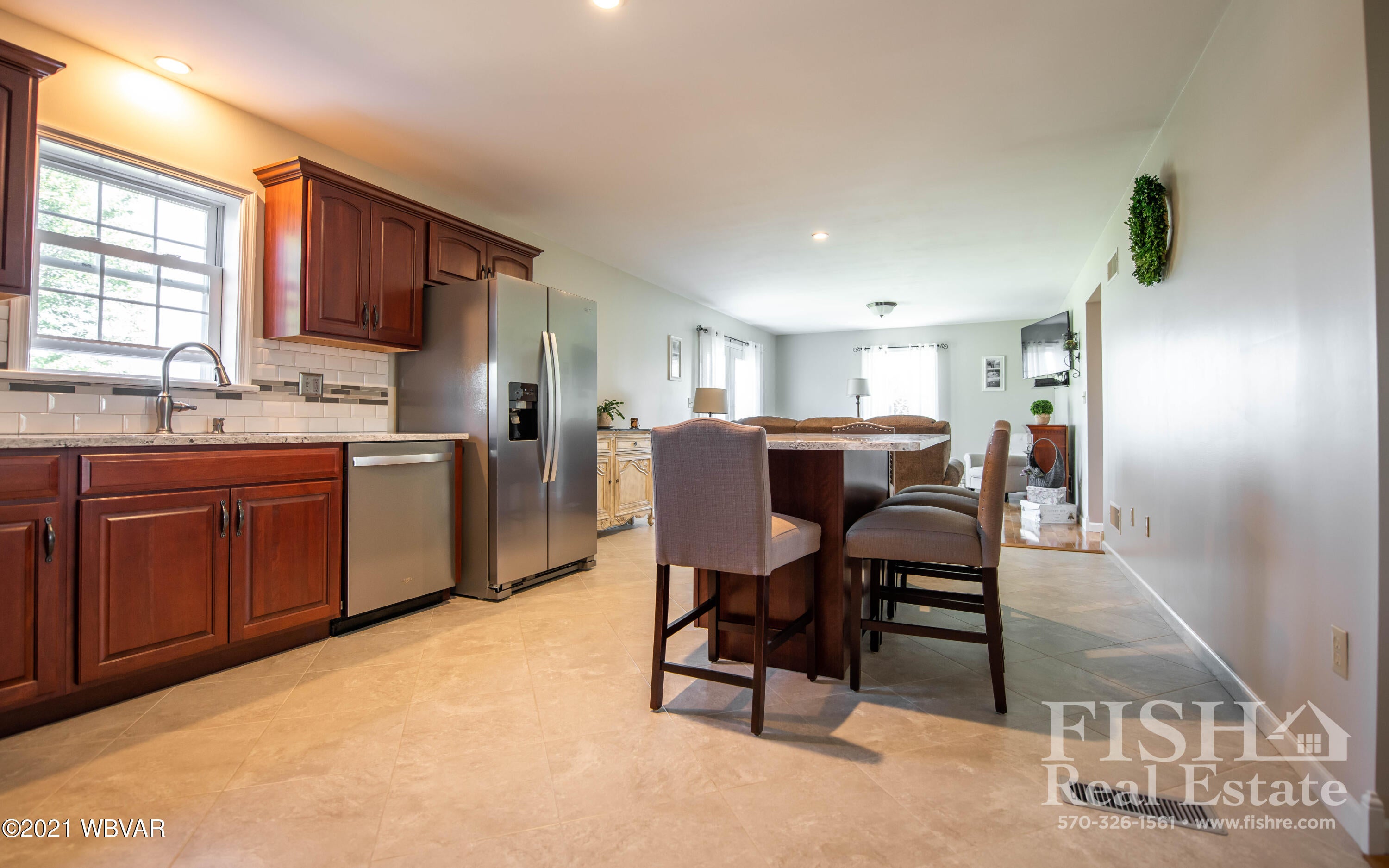 584 Pleasant View Road New Columbia, PA 17856 - Photo 4 of 30 Gallery Image 4