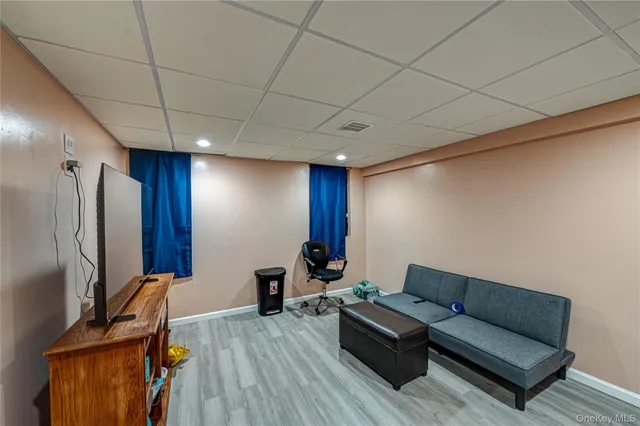 $725,000 | 30 Fairway Avenue, Riverhead, NY 11901