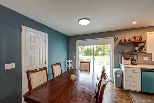 $725,000 | 30 Fairway Avenue, Riverhead, NY 11901