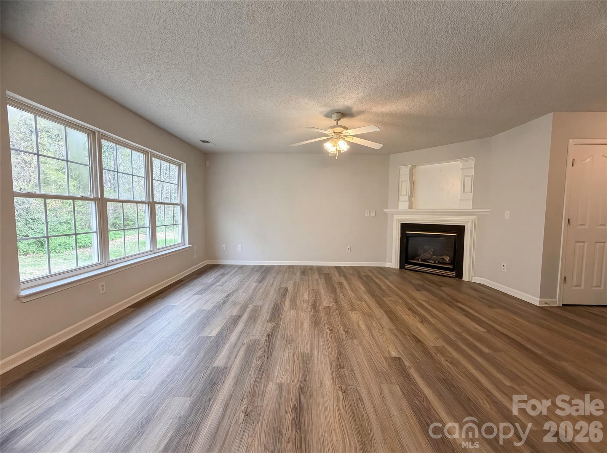 2312 Meadecroft Road Charlotte, NC 28214 - Photo 3 of 17 Gallery Image 3