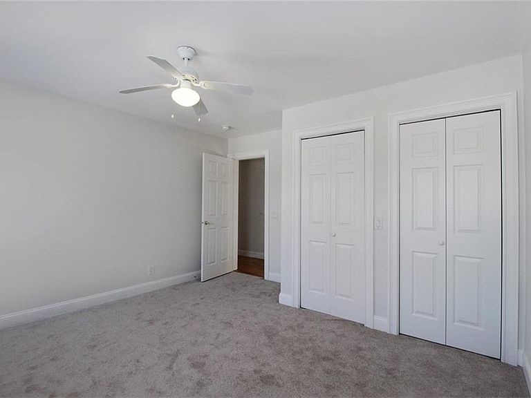 17 Bartlett Road Middletown, RI 02842 - Photo 25 of 35