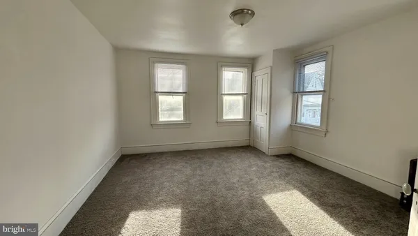 $2,100 | 270 Grant Street, Salem, NJ 08079