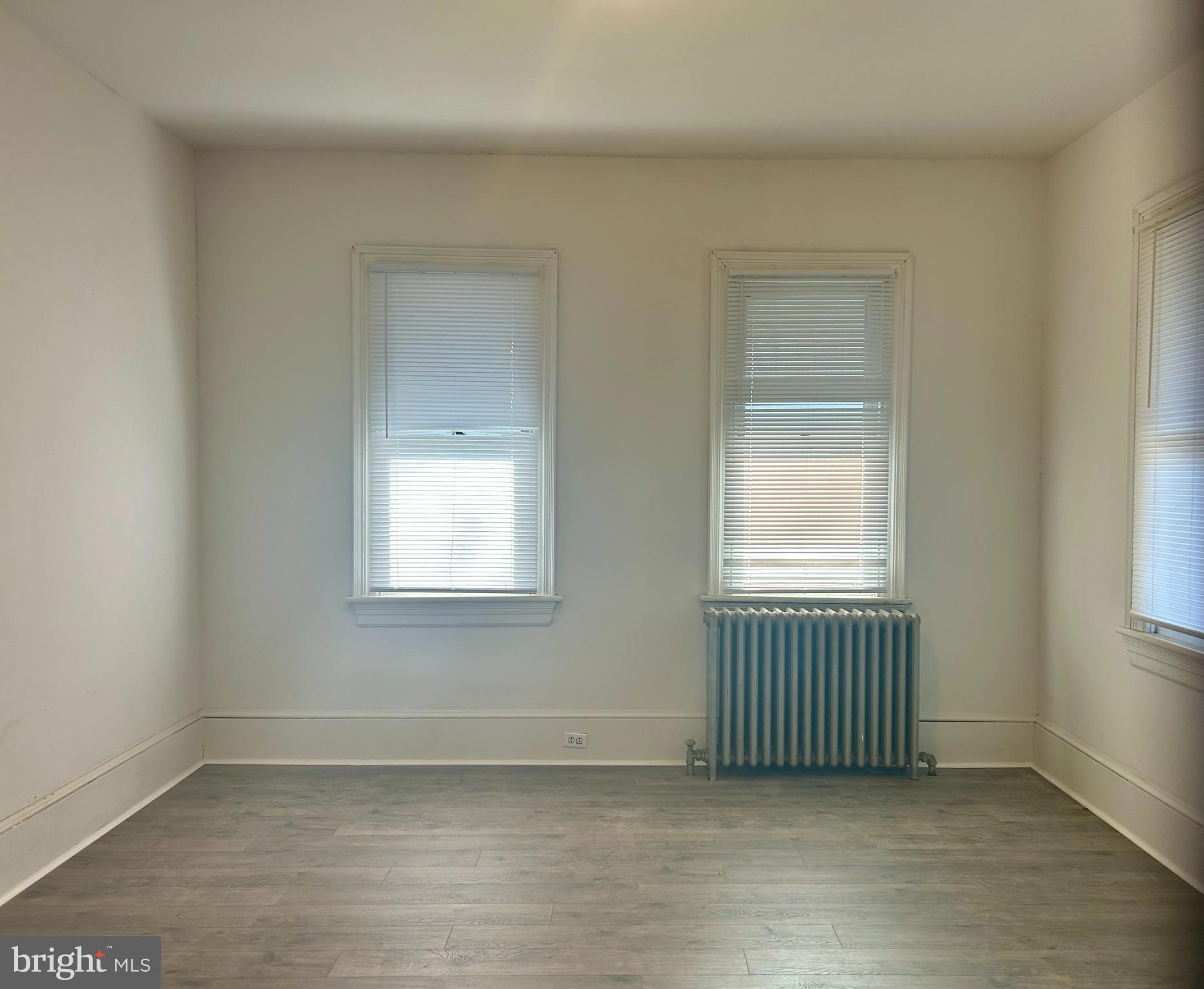 270 Grant Street Salem, NJ 08079 - Photo 4 of 21 Office/Bonus Room