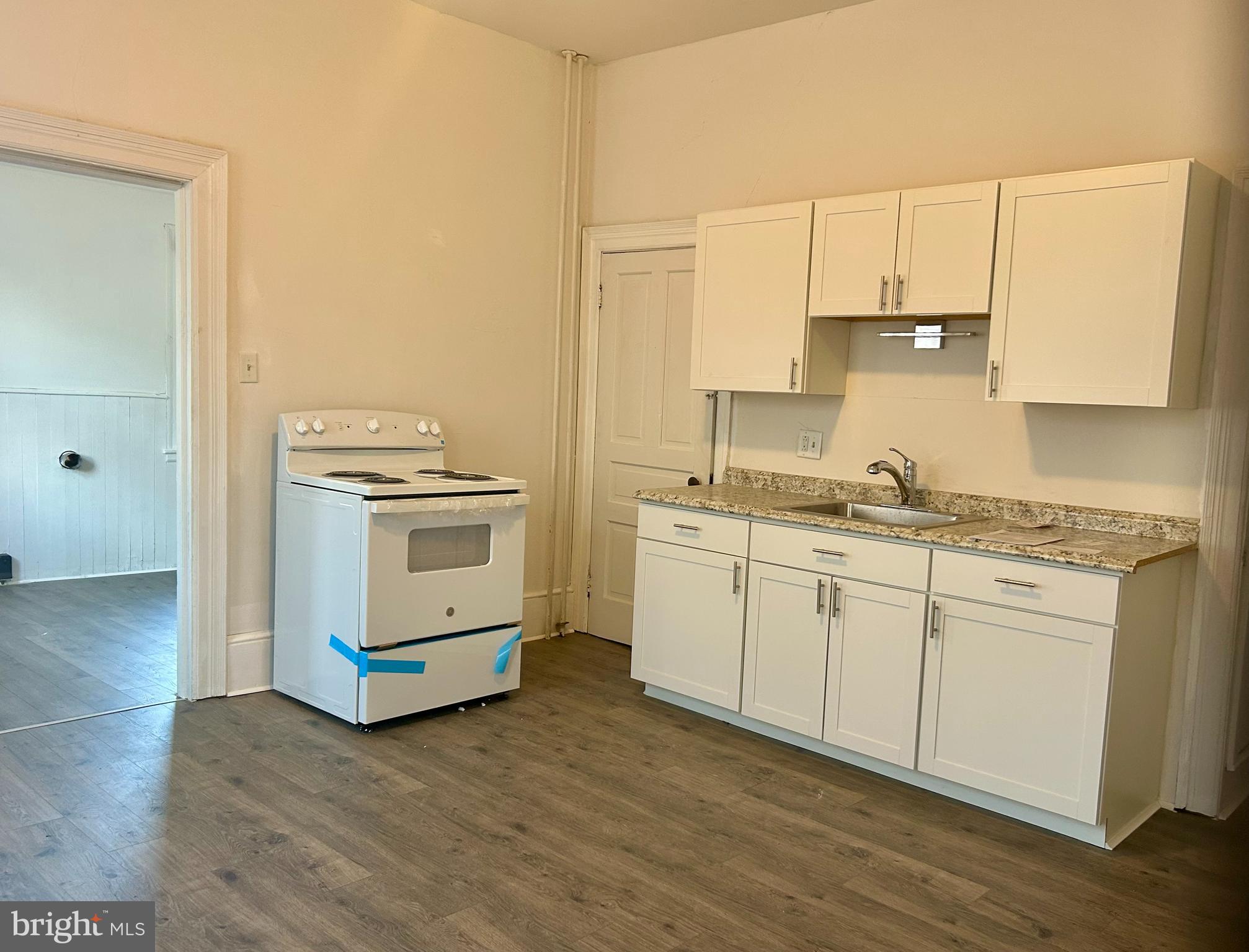 270 Grant Street Salem, NJ 08079 - Photo 6 of 21 Kitchen