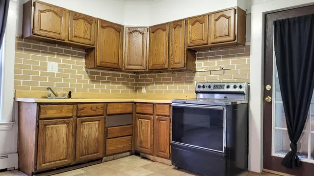 $165,000 | 134 Lincoln Avenue, Rumford, ME 04276