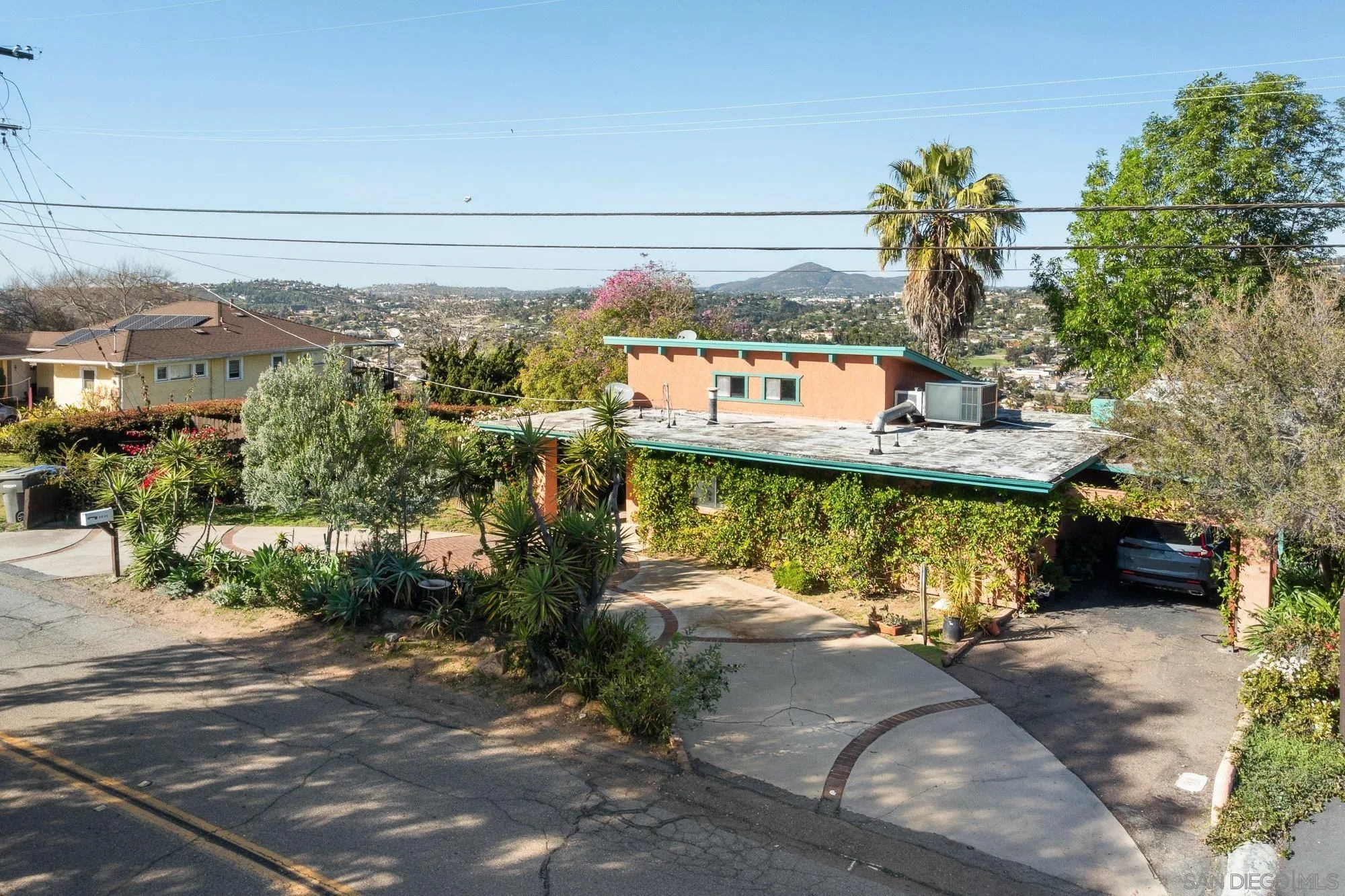 2820 Highlands Boulevard Spring Valley, CA 91977 - Photo 3 of 52