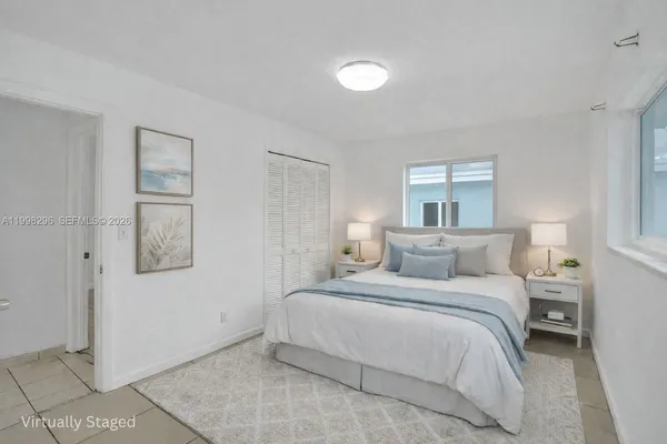 $2,650 | 877 West 33rd Street, Hialeah, FL 33012