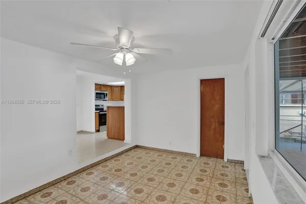 $2,650 | 877 West 33rd Street, Hialeah, FL 33012