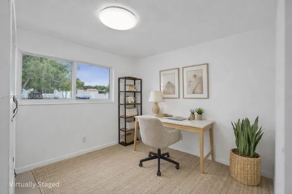 $2,650 | 877 West 33rd Street, Hialeah, FL 33012