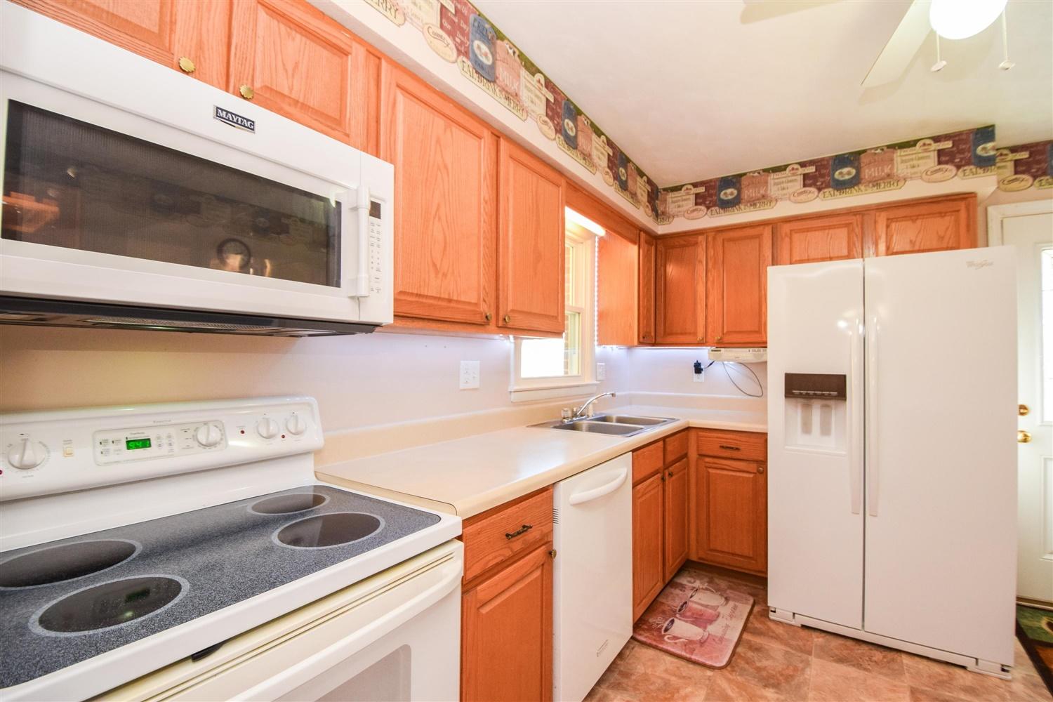 760 Estates Road Southeast Roanoke, VA 24014 - Photo 11 of 30 08-Photo-8