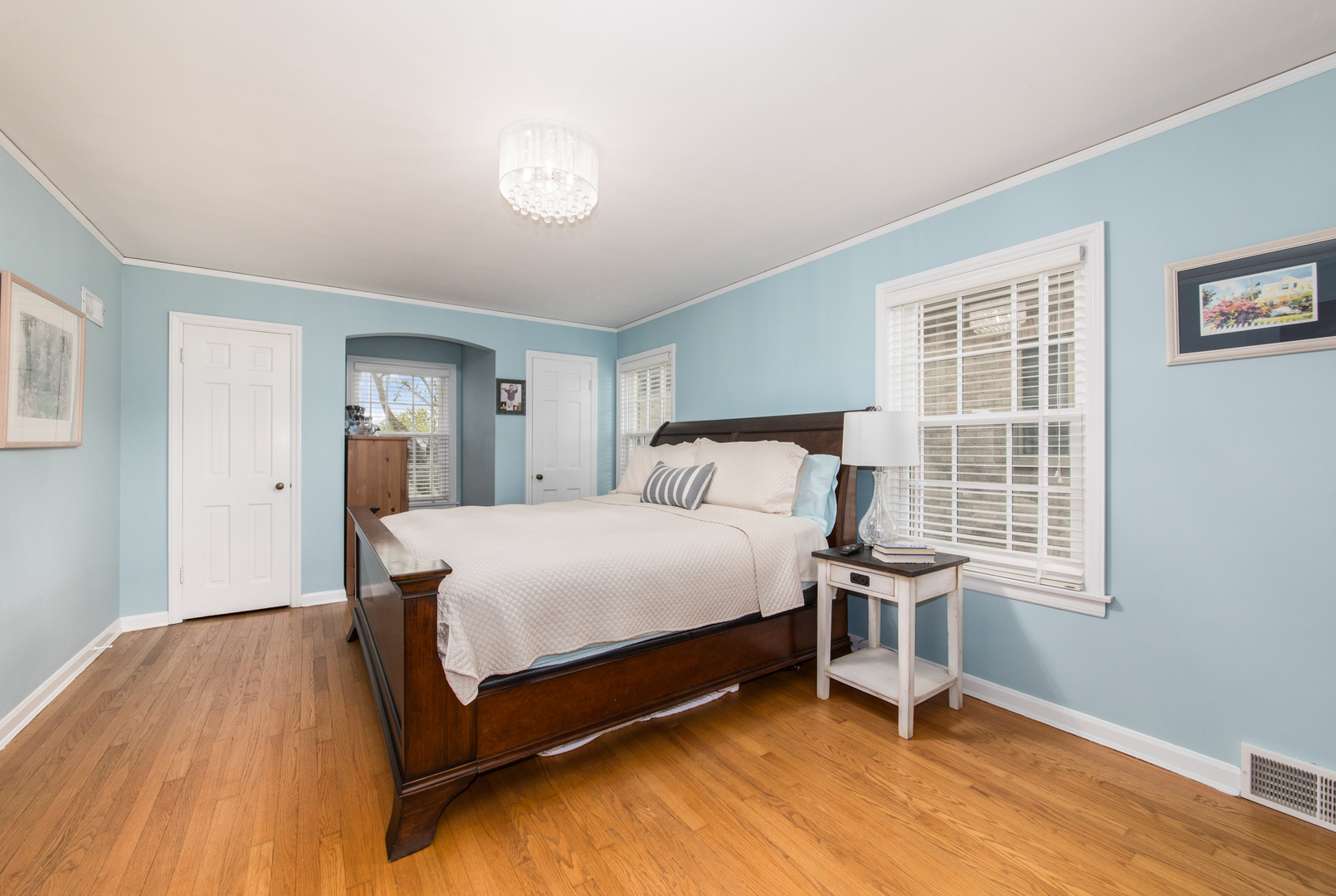 831 South Prospect Avenue Park Ridge, IL 60068 - Photo 16 of 46 Gallery Image 16