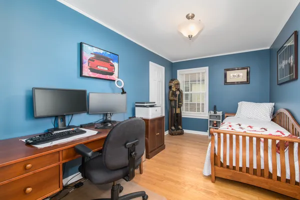 $899,000 | 831 South Prospect Avenue, Park Ridge, IL 60068