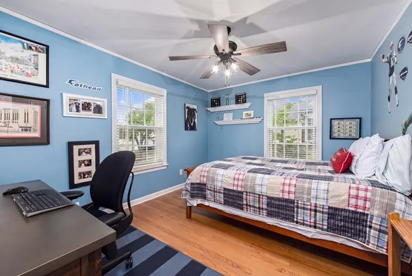 $899,000 | 831 South Prospect Avenue, Park Ridge, IL 60068
