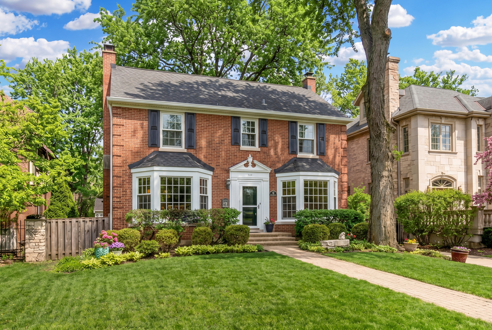 831 South Prospect Avenue Park Ridge, IL 60068 - Photo 2 of 46 Gallery Image 2