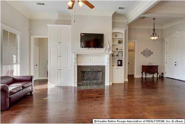 8906 Foxgate Drive Baton Rouge, LA 70809 - Photo 6 of 19 Gallery Image 6