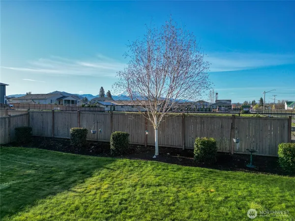 $739,000 | 3584 Elmont Avenue, Enumclaw, WA 98022