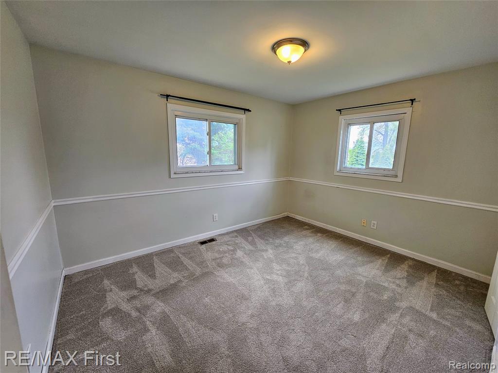 47564 Ryan Road Utica, MI 48317 - Photo 19 of 20