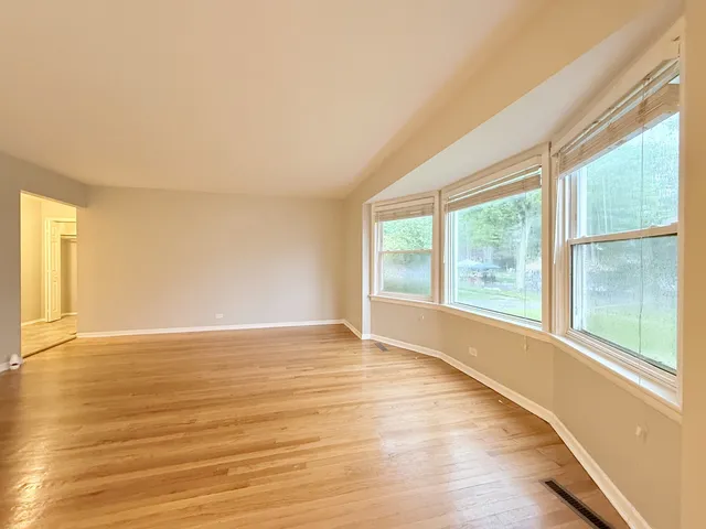 $296,000 | 1121 Olive Road, Homewood, IL 60430