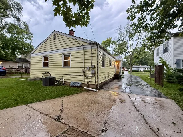 $296,000 | 1121 Olive Road, Homewood, IL 60430