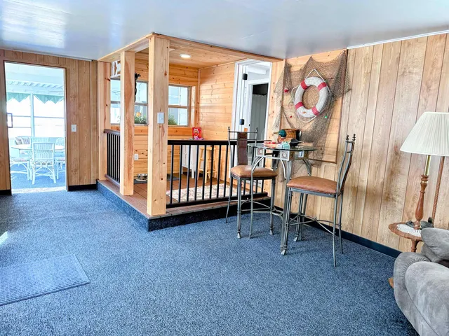 $219,000 | 731 North Michigan Street, Prairie du Chien, WI 53821