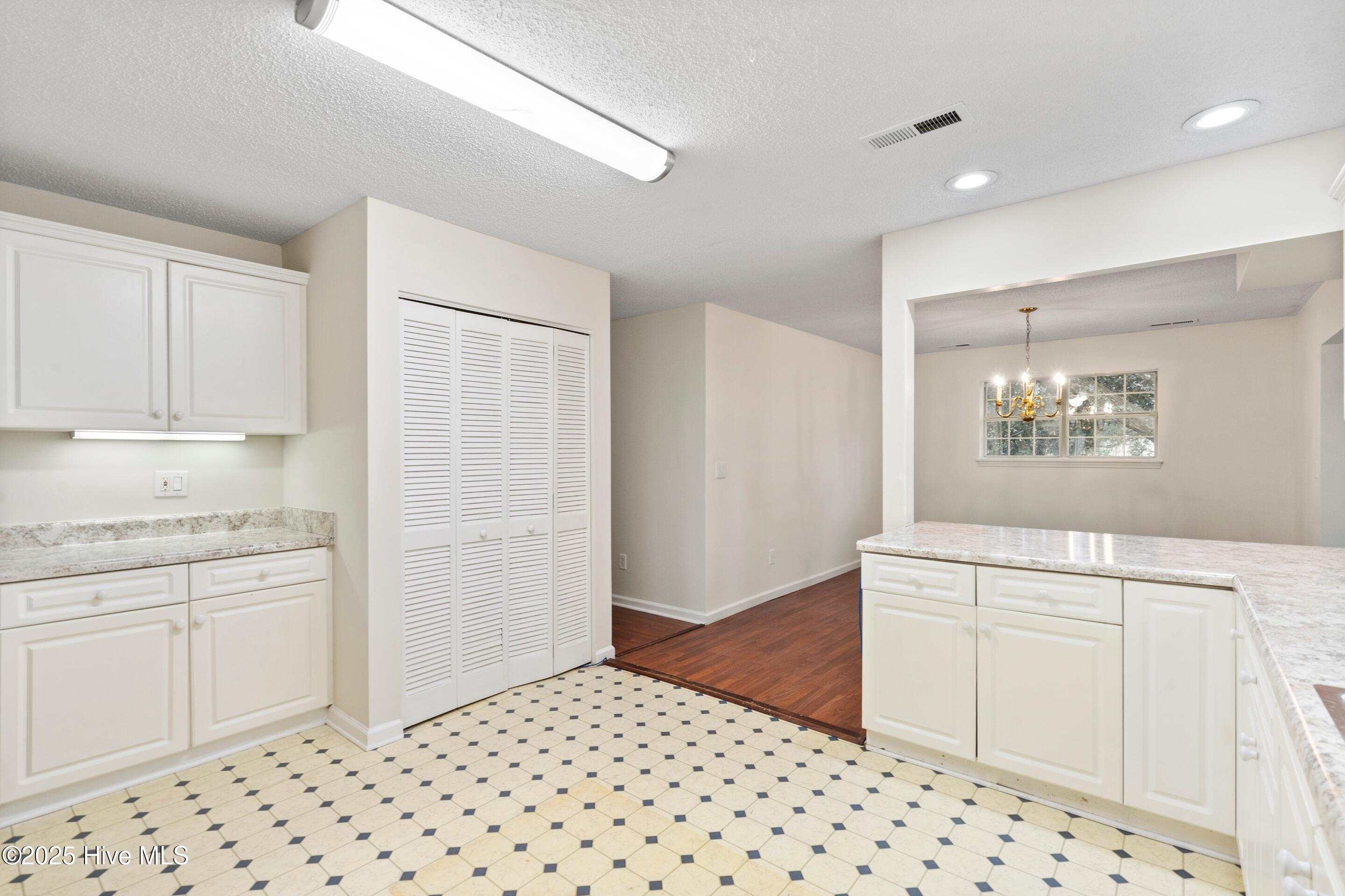 278 Batson Road Hampstead, NC 28443 - Photo 21 of 54 Kitchen