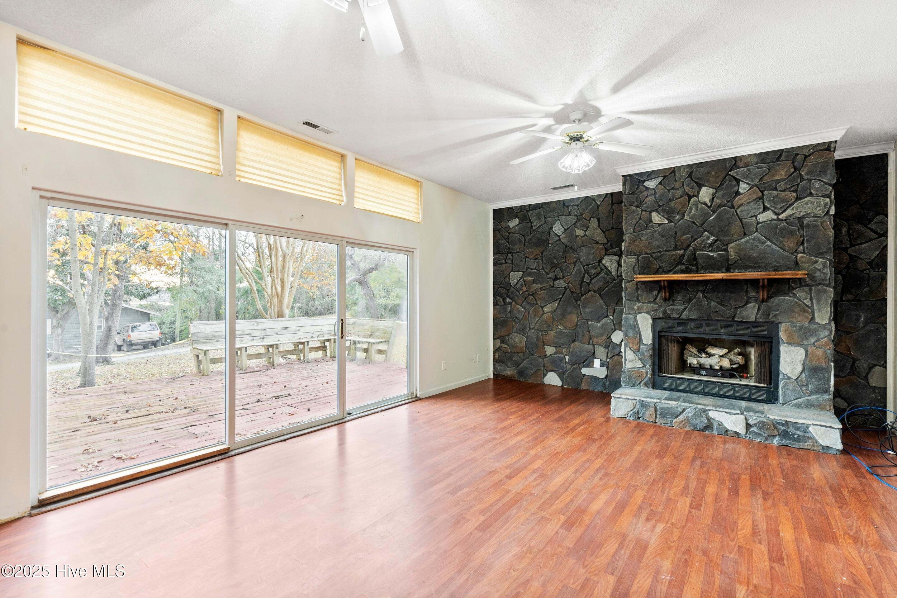278 Batson Road Hampstead, NC 28443 - Photo 27 of 54 Family Room