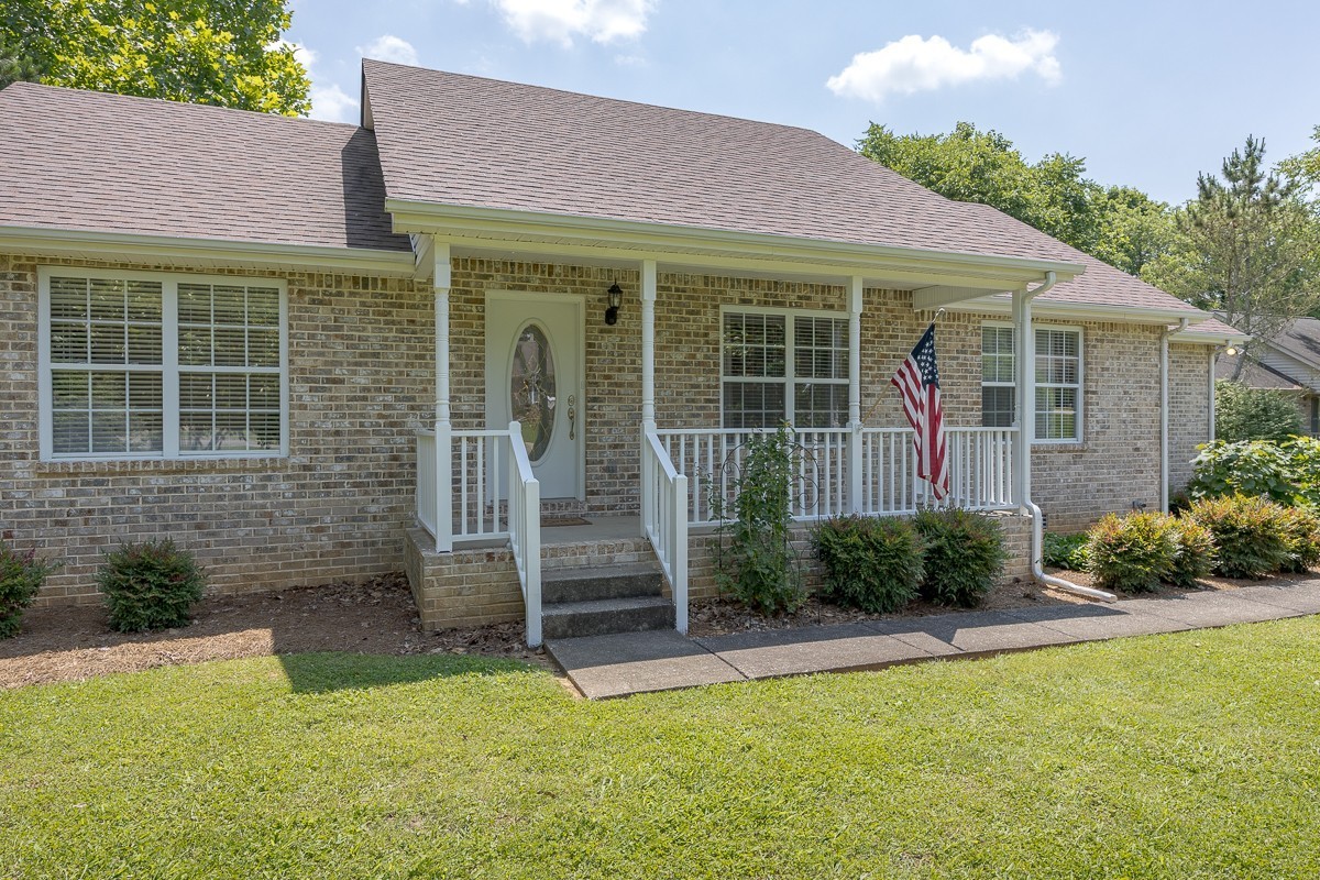 1077 Kathryn Road Mount Juliet, TN 37122 - Photo 5 of 52 Gallery Image 5