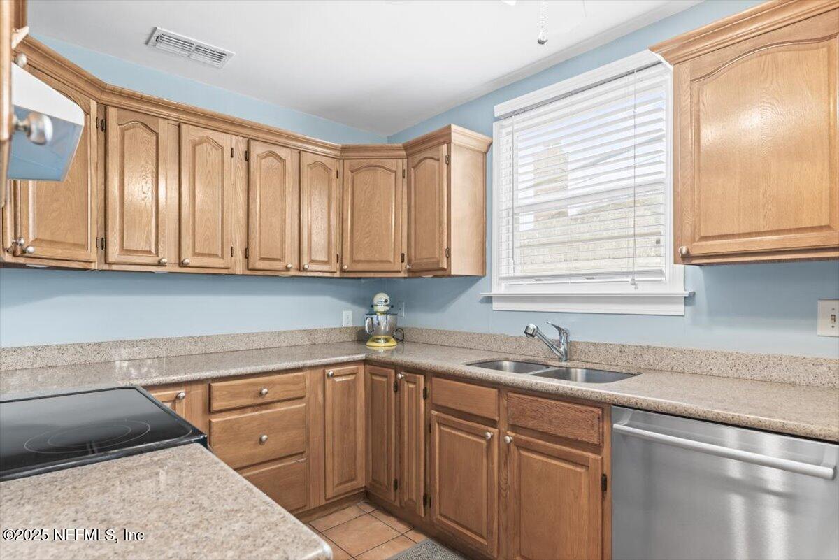 1680 Pershing Road Jacksonville, FL 32205 - Photo 18 of 53 19-FULL-009
