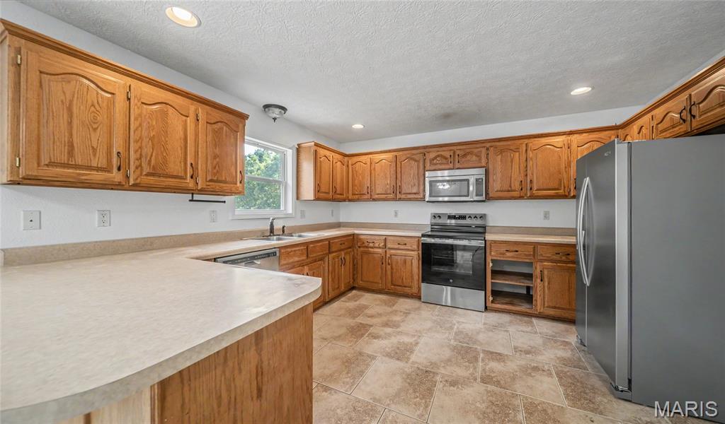 162 Sawmill Road St. Robert, MO 65584 - Photo 7 of 35 Gallery Image 7