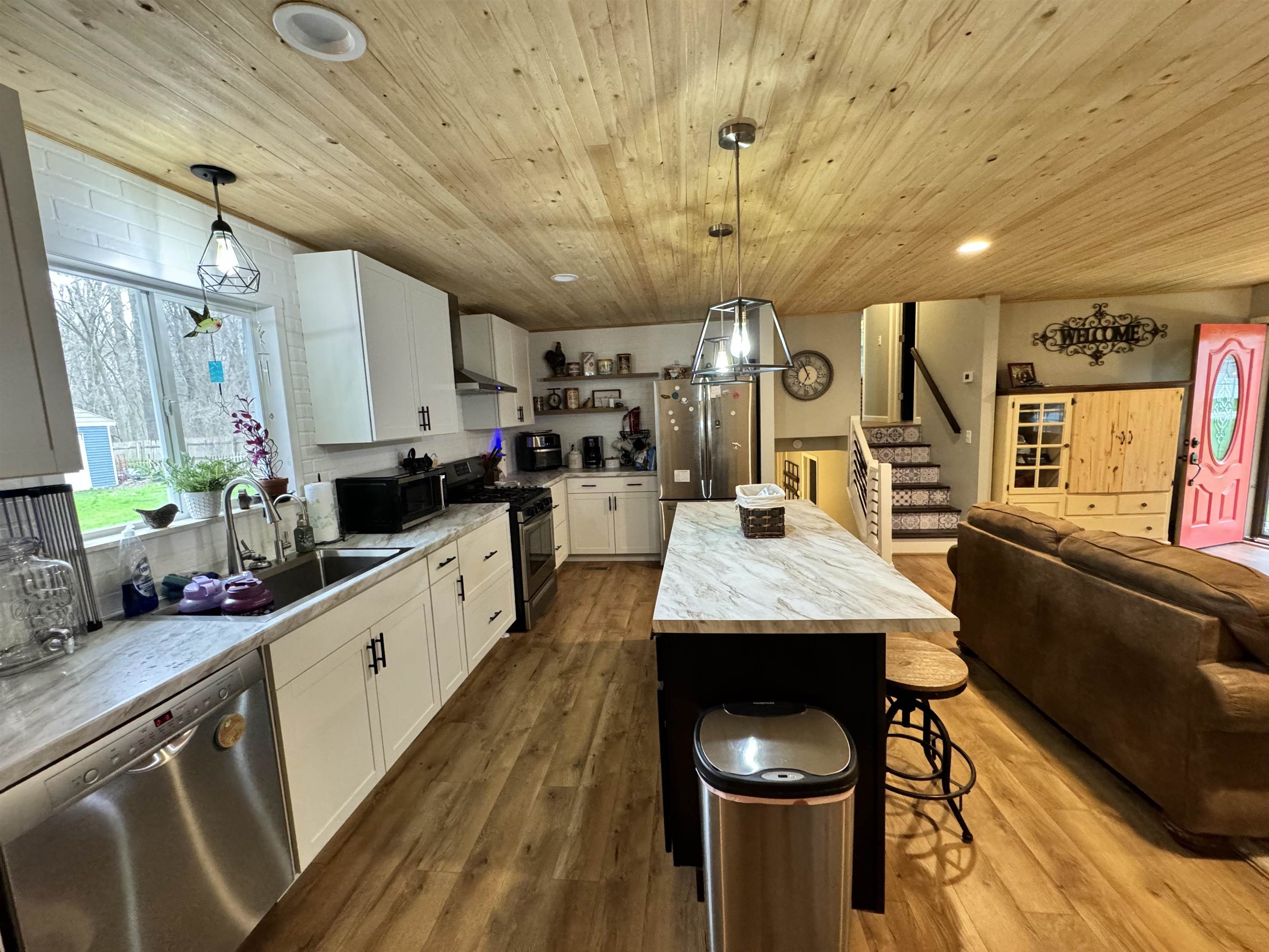 5355 West Vienna Road Clio, MI 48420 - Photo 10 of 40