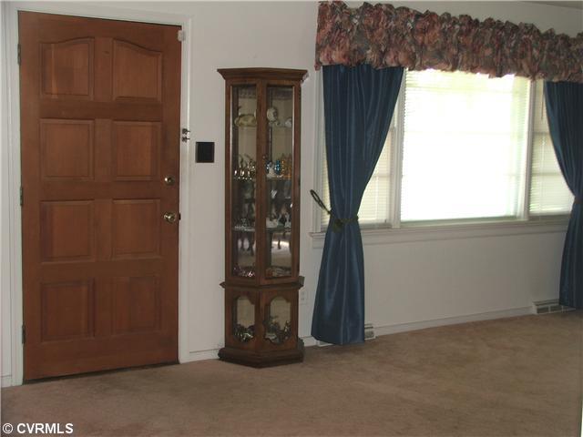 2108 North Parham Road Henrico, VA 23229 - Photo 7 of 13 Gallery Image 7