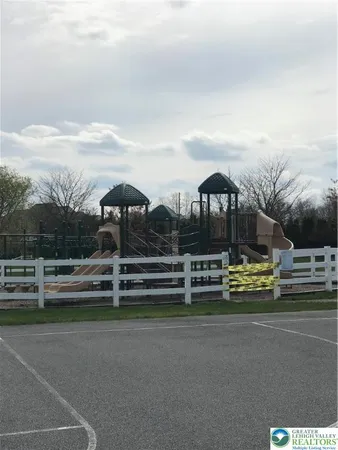 $2,595 | 8514 Gateway Road, Breinigsville, PA 18031