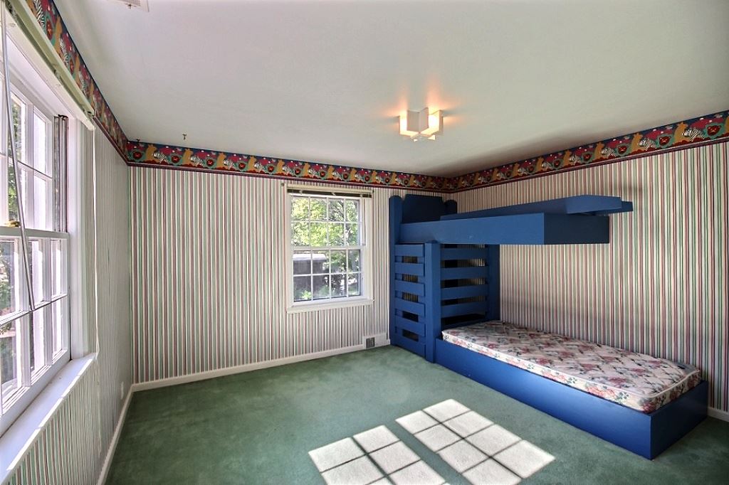 1814 Hawthorn Road Fort Wayne, IN 46802 - Photo 13 of 22