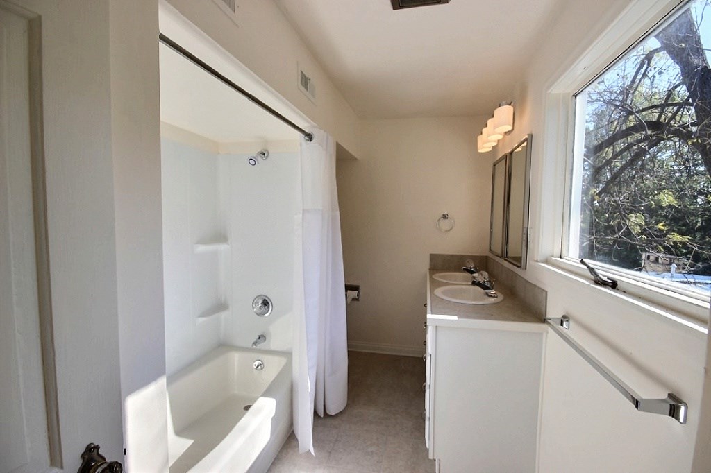 1814 Hawthorn Road Fort Wayne, IN 46802 - Photo 15 of 22