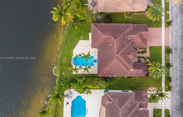 $1,350,000 | 1962 Southwest 185th Avenue, Miramar, FL 33029