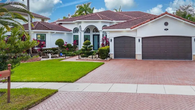 $1,350,000 | 1962 Southwest 185th Avenue, Miramar, FL 33029