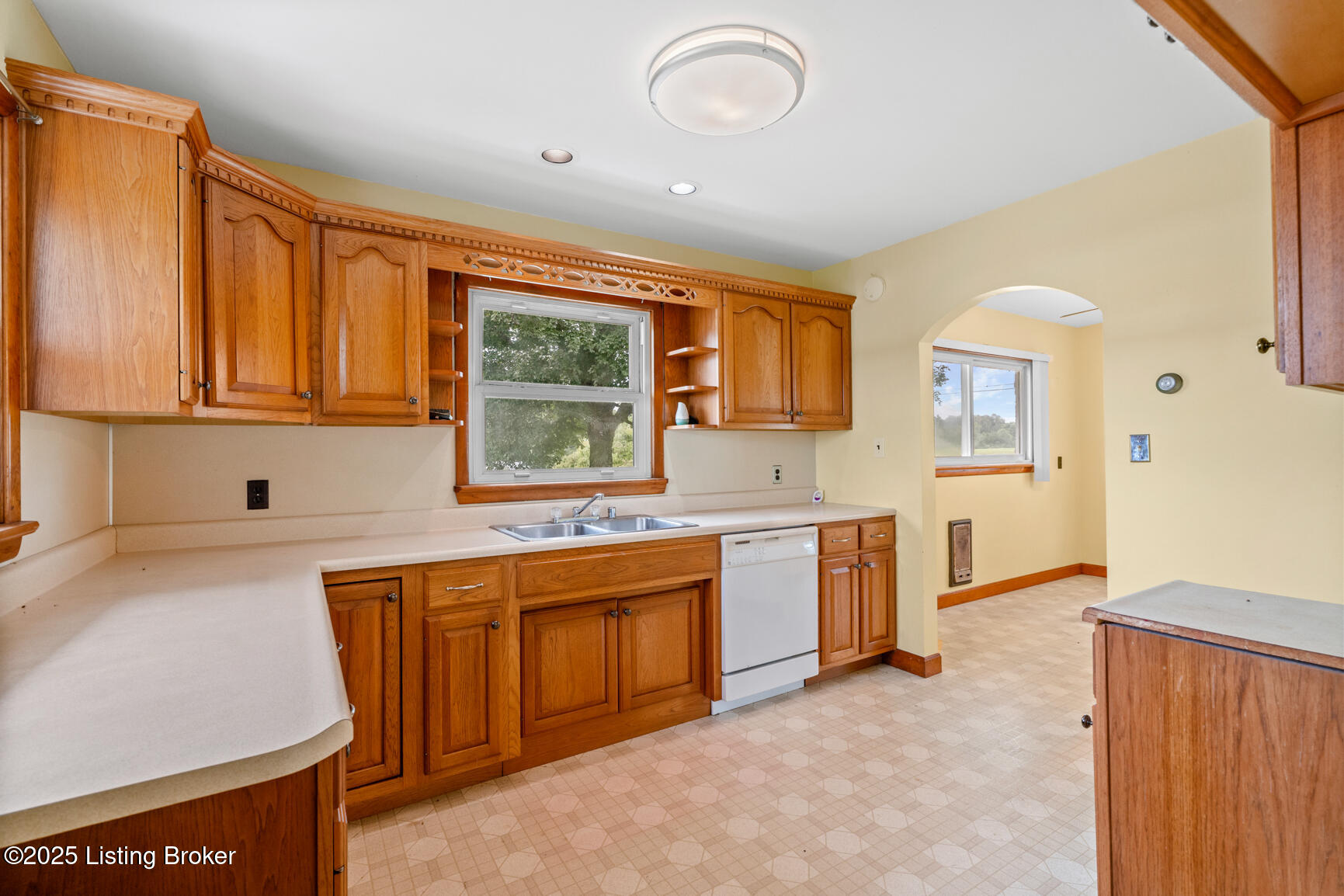 2725 Rhodelia Road Payneville, KY 40157 - Photo 12 of 50 12