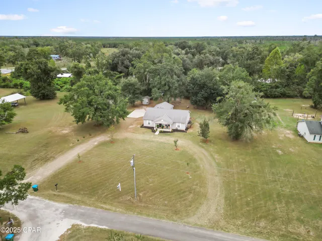 $279,900 | 17730 Cardinal Drive, Blountstown, FL 32424