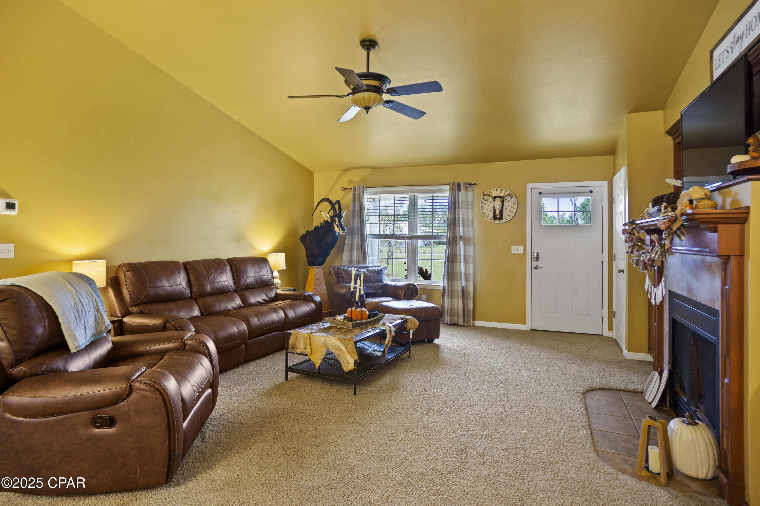 17730 Cardinal Drive Blountstown, FL 32424 - Photo 5 of 32