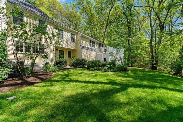 $2,195,000 | 63 Claypit Hill Road, Wayland, MA 01778