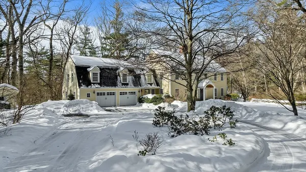 $2,195,000 | 63 Claypit Hill Road, Wayland, MA 01778